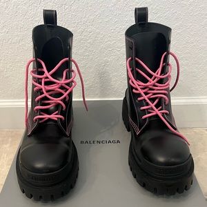 Balenciaga Strike Bootie L20 Authentic Balenciaga